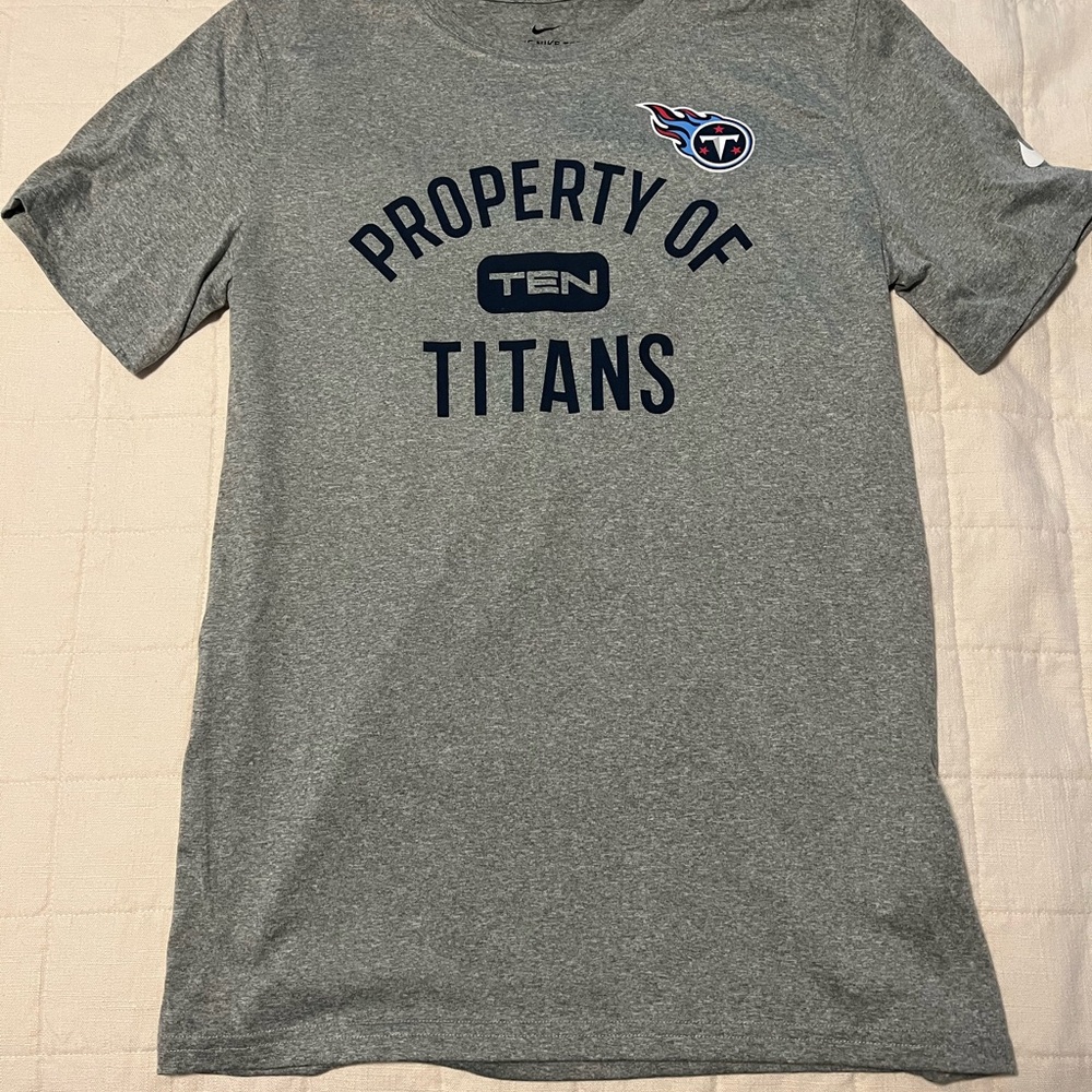 Nike Gray Titans Short Sleeve Men's Tee